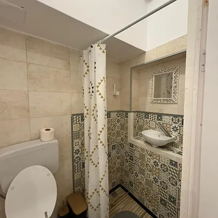 Romana Casa de hóspedes Bucareste