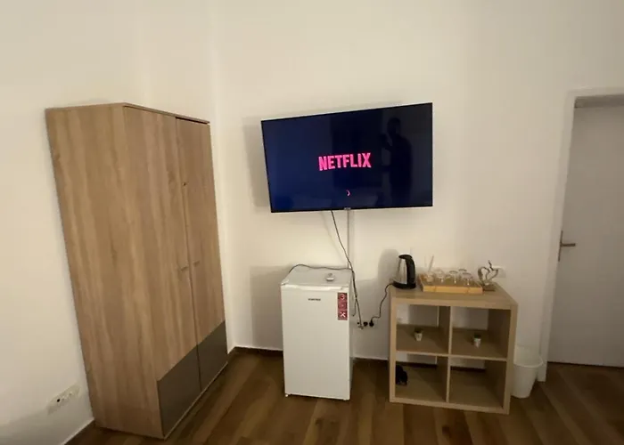 Casa de hóspedes Romana 3*